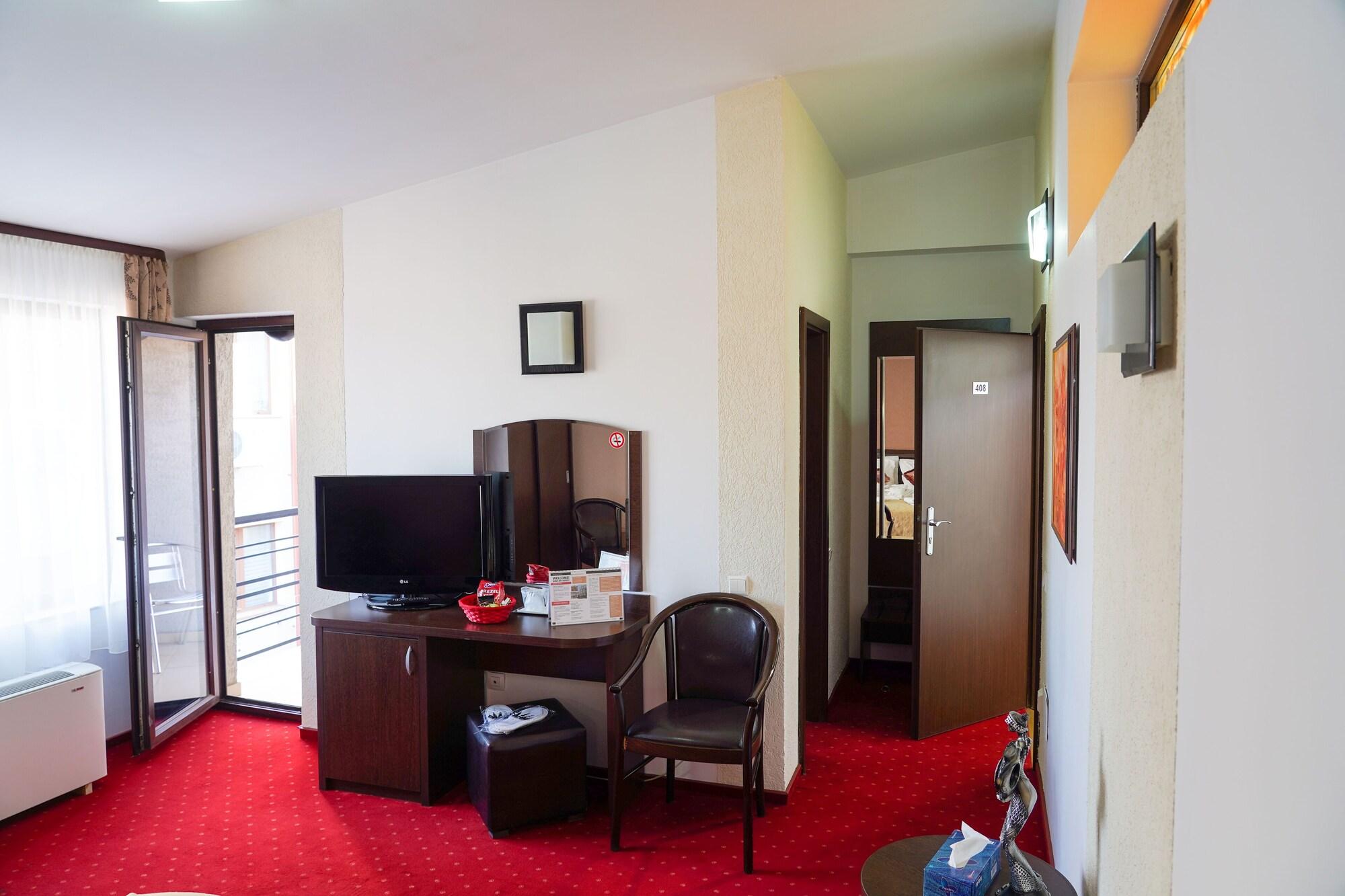 Hotel Razvan Bukarest Exteriör bild